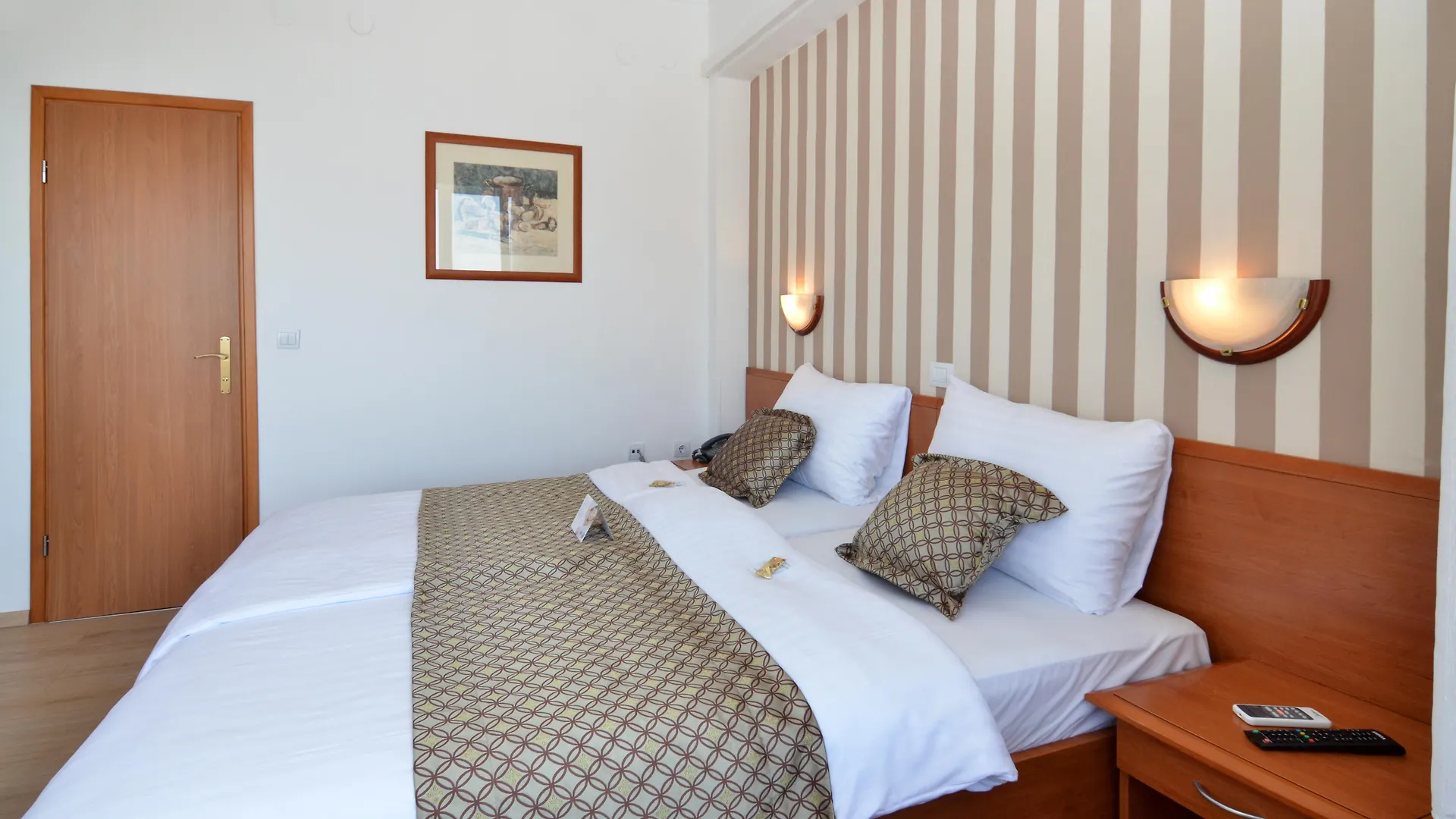 Hotel Neboder Rijeka 3*,  Kroatien