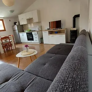 apartment-alex-pula.pula-hotels.org/