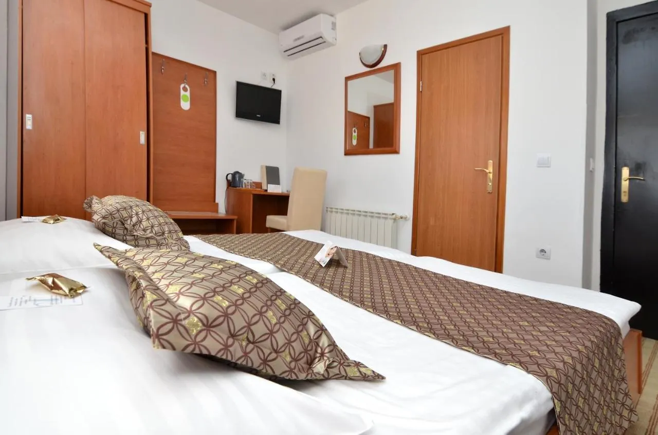 Hotel Neboder  Rijeka