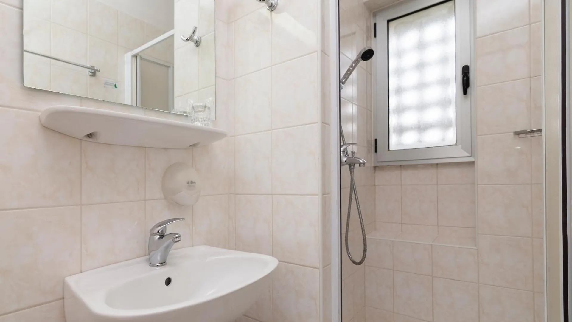 Hotel Neboder 3*, Rijeka