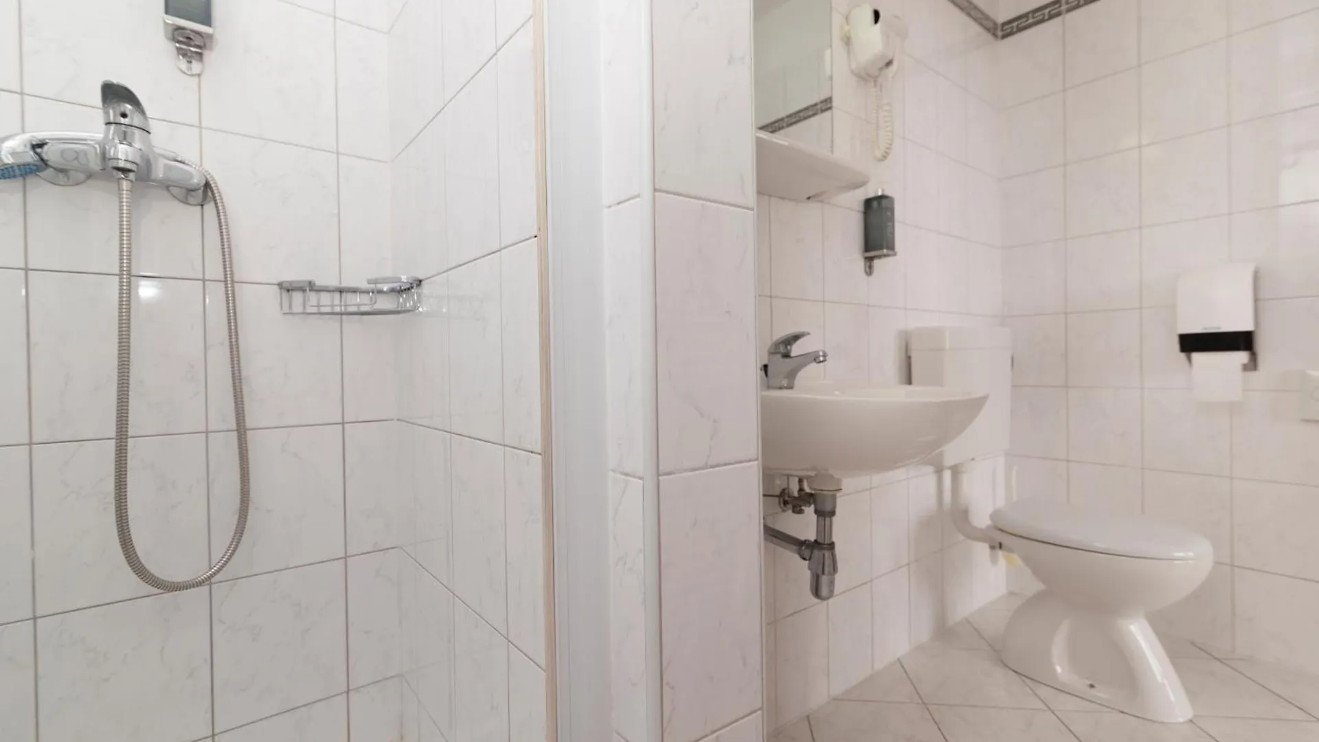Hotel Neboder